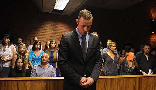 Oscar Pistorius wird angeklagt, seine Freundin am 14.Februar vorsätzlich ermordet zu haben