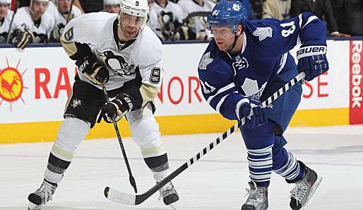 Pascal Dupuis (l.) erzielte gegen Toronto zwei Tore