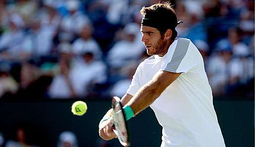 Der Argentinier setzte sich in drei Sätzen gegen den Weltranglistenersten Novak Djokovic durch
