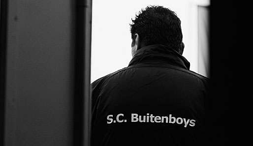 Erst im Dezember war ein 41-jähriger Linienrichter des S.C. Buitenboys zu Tode geprügelt worden