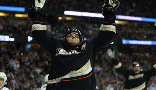 Brachte die Anaheim Ducks mit seinem Ausgleich zurück in die Partie gegen Chicago: Bobby Ryan