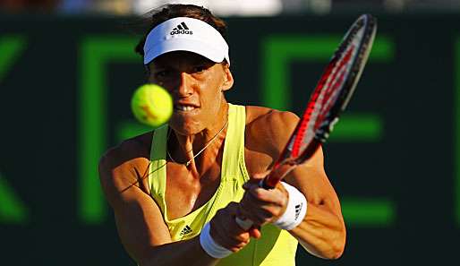 Andrea Petkovic zog erstmals seit fast anderthalb Jahren in die dritte Runde eines großen Turniers ein