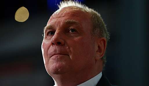 Uli Hoeneß hat die verbalen Anfeindungen mit Alba Berlin fortgesetzt
