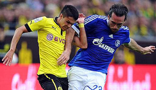 Leonardo Bittencourt (l.) schoss gegen Freiburg sein erstes Bundesligator für Dortmund