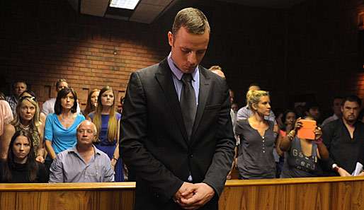 Oscar Pistorius und seine Anwälte beschreiben die Bewährungsauflagen des 26-Jährigen als unfair