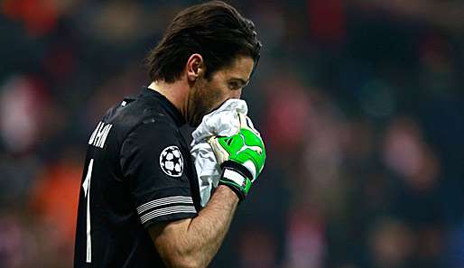 Gianluigi Buffon war nach der 0:2 Niederlage gegen Bayern München tief deprimiert