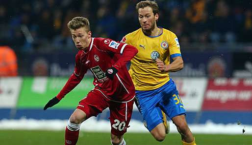 Derzeit ist Mitchell Weiser (l.) vom FC Bayern München an den 1. FC Kaiserslautern ausgeliehen