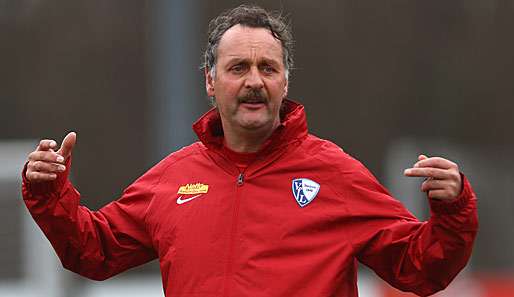 Kann Peter Neururer seinem VfL Bochum noch mehr Luft im Abstiegskampf verschaffen?