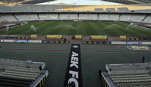 Bald zweitklassiger Fußball im Olympiastadion von Athen? AEK droht nämlich der Abstieg