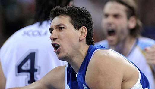Der griechische Nationalspieler Dimitrios Diamantidis verlängert wohl seinen Vertrag in Athen bis 2016