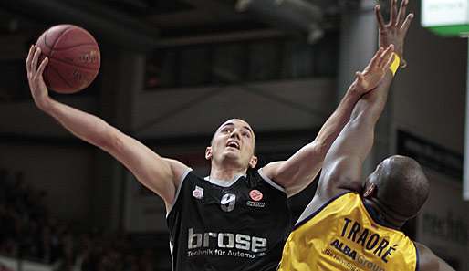 Titelverteidiger Bamberg wird durch den Sieg über Alba als topgesetztes Team in die Playoffs starten