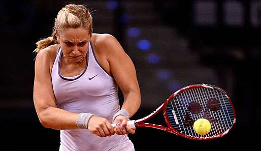 Sabine Lisicki setzte sich in zwei Sätzen gegen die italienische Qualifikantin Nastassja Burnett durch