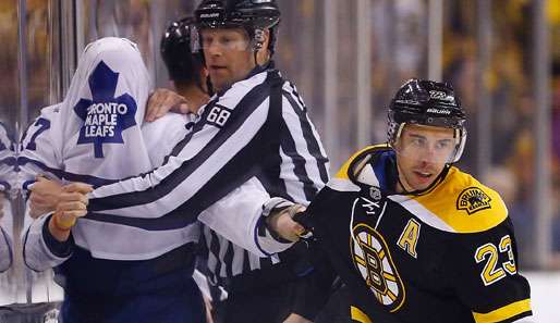 Die Boston Bruins feierten gegen Erzrivale Toronto Maple Leafs einen souveränen Auftakt-Erfolg