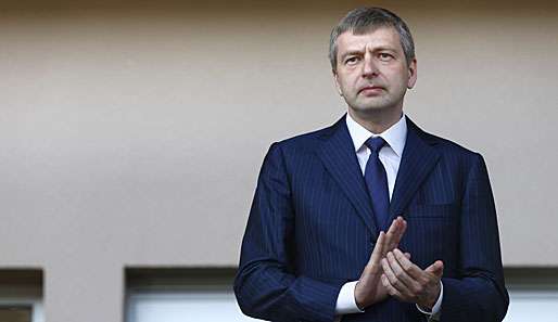 Dmitri Rybolovlev ist der russische Präsident des Traditionsvereins und investiere viel Geld in Spieler