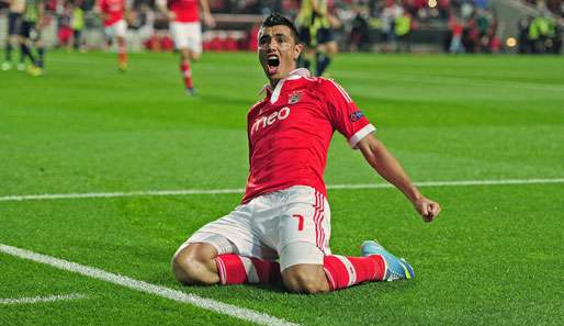 Oscar Cardozo trifft seit 2007 zuverlässig für den portugiesischen Traditionsverein Benfica 