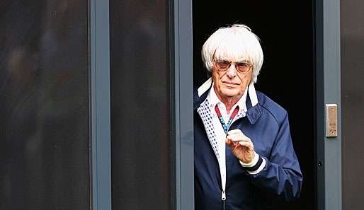Ecclestone wird vorgeworfen, Gerhard Gribkowsky mit 44 Millionen Dollar bestochen zu haben