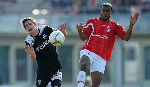 Marcel Kandziora (l.) wechselt aus Sandhausen zum FSV Frankfurt