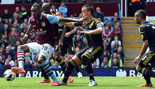 Christian Benteke sorgte in dieser Saison nicht nur im Spiel gegen Chelsea für Furore