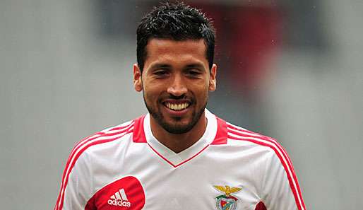 Ezequiel Garay freut sich auf seine neue Herausforderung in England