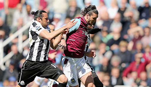 Andy Carroll (r.) war bereits von Liverpool an West Ham United ausgeliehen