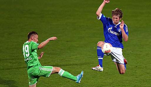Der VfL Wolfsburg steht nach einer umkämpften Partie gegen Schalke 04 im Finale