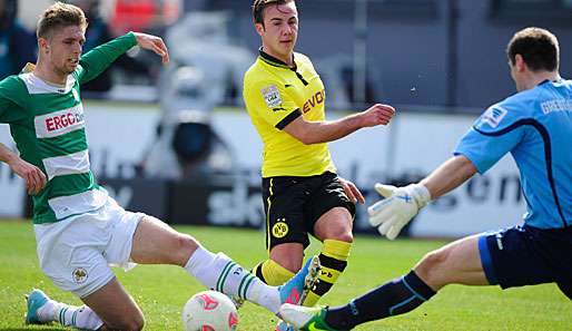 Lasse Sobiech (l.) stand letzte Saison für die SpVgg Greuther Fürth auf dem Rasen