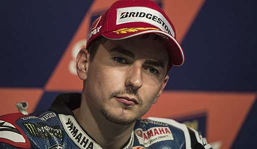 Weltmeister Jorge Lorenzo erlitt bei einem schweren Sturz einen Schlüsselbeinbruch