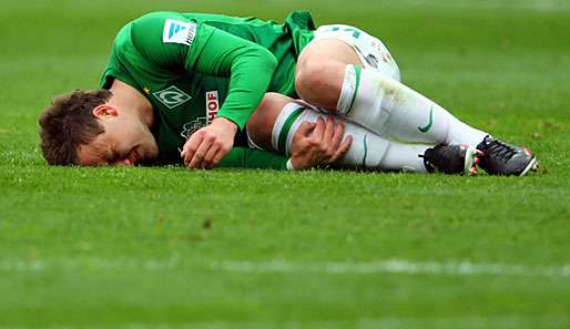 Philipp Bargfrede hat sich beim Trainingsauftakt von Werder Bremen am Knie verletzt