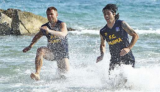 Antonio Cassano (l.) im Parma-Trainingslager mit Teamkollege Jaime Valdes