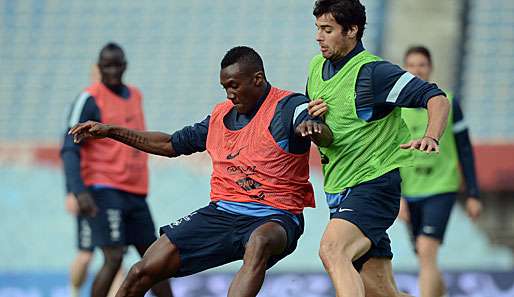 Joshua Guilavogui (l.) lief auch schon für die französische Nationalmannschaft auf