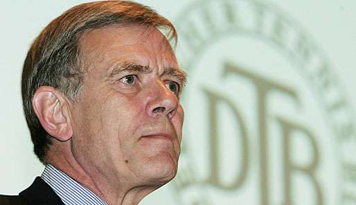 Georg von Waldenfels bleibt dem Weltverband-Präsidium für weitere zwei Jahre erhalten