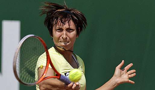 Yvonne Meusburger steht nach einem Zweisatz-Sieg gegen Karin Knapp im Finale von Bad Gastein