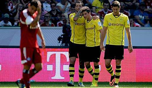 Jonas Hofmann (2.v.r.) erzielte das 1:0 für den BVB gegen Hamburg