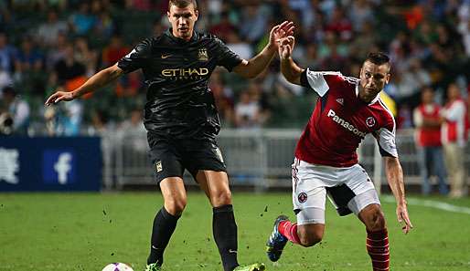Matchwinner: Edin Dzeko erzielte per Kopf den einzigen Treffer des Tages gegen South China