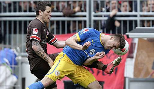 Ermin Bicakcic (r.) könnte am 14. August sein erstes A-Länderspiel für sein Land machen