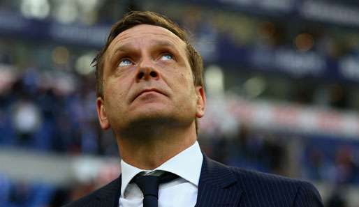Horst Heldt nach dem Wolfsburg-Spiel: "Wir können froh sein, dass es beim 0:4 geblieben ist"