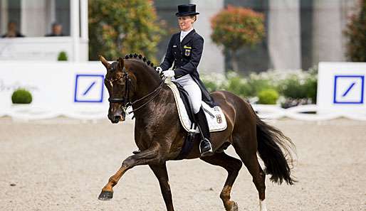 Helen Langehanenberg sicherte der deutschen Mannschaft als Schlussreiterin Gold