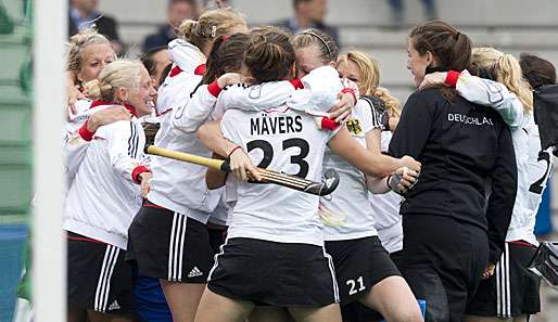 Im Finale treffen die deutschen Mädels entweder auf England oder die Niederlande