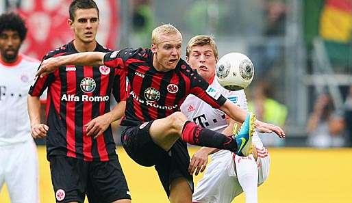 Sebastian Rode (2.v.l.) könnte schon bald in einem anderen Trikot auflaufen