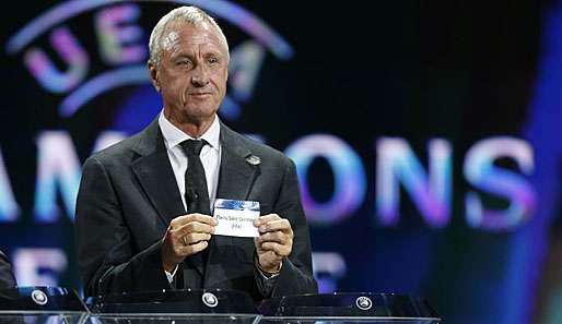 Johan Cruyff hatte unter anderem die Gruppen für die Champions League ausgelost