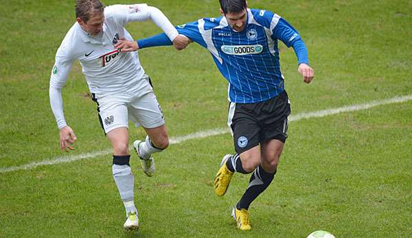 Kevin Schöneberg (l.) wurde nach seiner roten Karte gegen Heidenheim für drei Spiele gesperrt