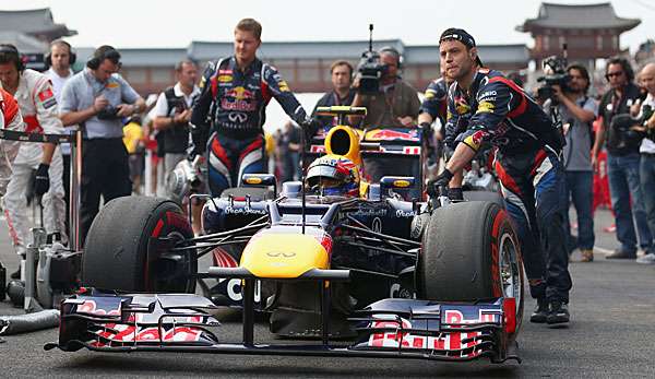 Mark Webber wird nach dem Qualifying in Südkorea wegen drei Ermahnungen nach hinten versetzt