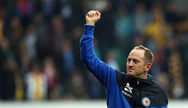 Torsten Lieberknecht schöpft nach dem Derbysieg wieder Hoffnung
