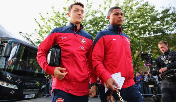 Serge Gnabry (r.) ist der zweitjüngste Torschütze der Gunners in der Geschichte der Premier League