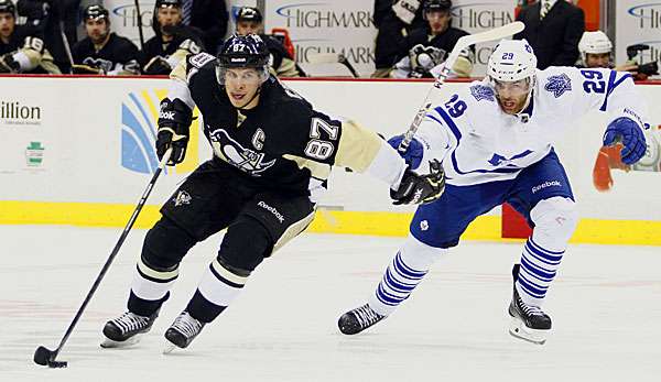 Sidney Crosby (l.) führte die Pens zum nächste Erfolg
