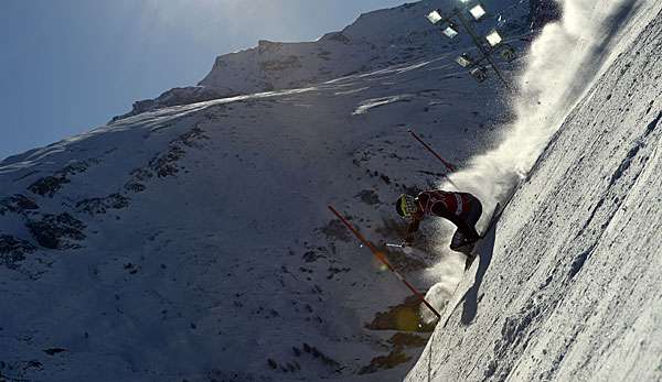 In Bormio findet bereits die Abfahrt der Herren statt und nun auch der Slalom