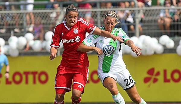 Lena Goeßling hält Triplesieger Wolfsburg die Treue
