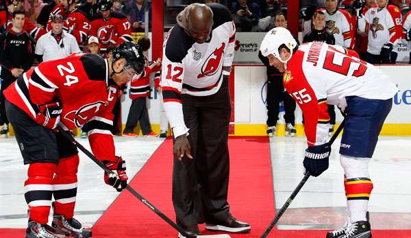 Shaquille O'Neal in da house! Die NBA-Legende war bei den Devils zu Gast 