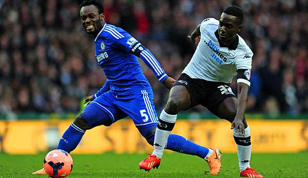 Michael Essien (l.) spielt ab sofort für den AC Milan in Italien