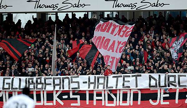 Der 1. FC Nürnberg muss aufgrund Fehlverhalten der Fans  18.000 Euro Geldstrafe zahlen